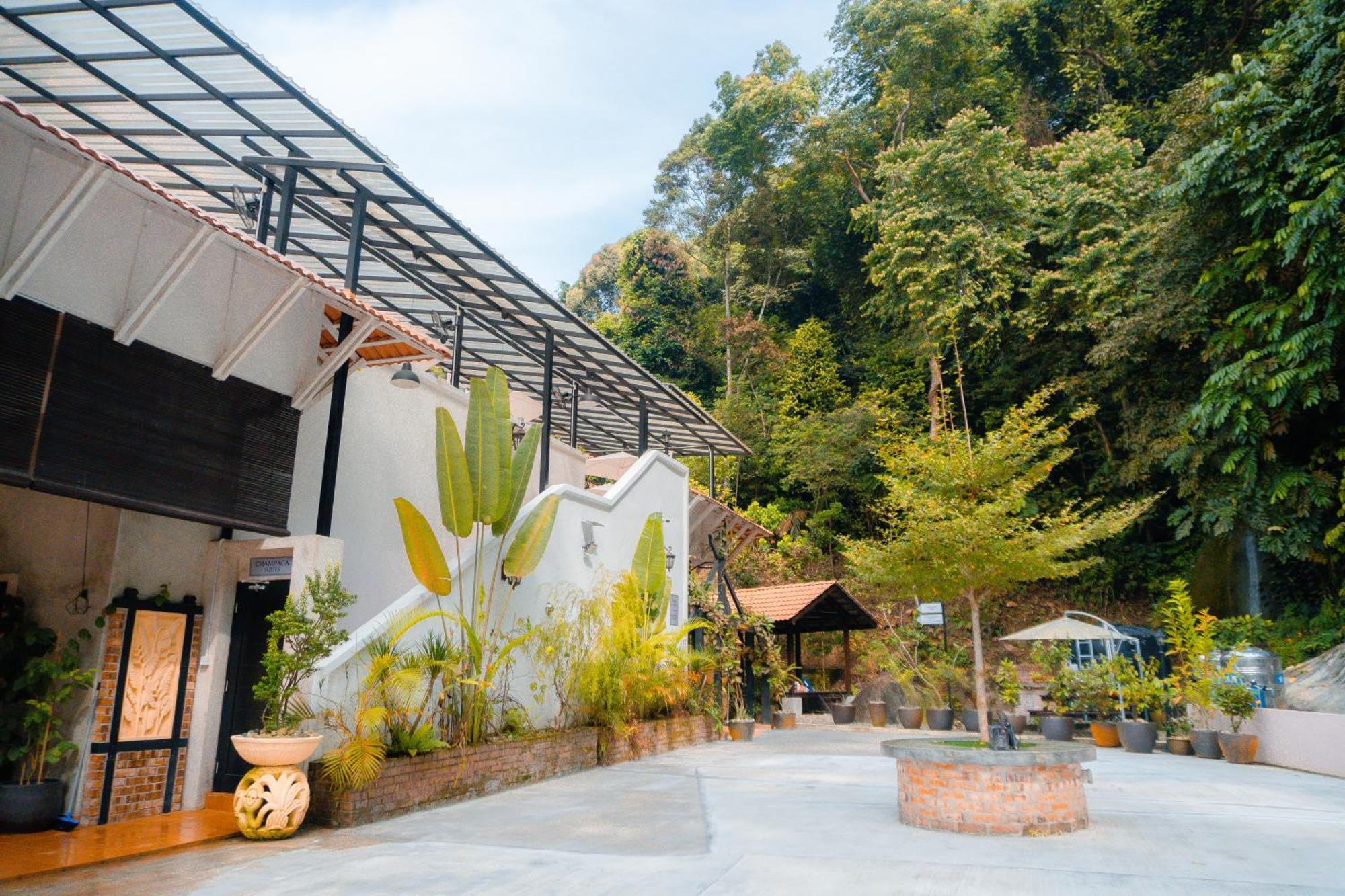 Champaca Villa - ฮูลูลางัต ภายนอก รูปภาพ